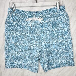 Faherty Light Blue and White Patterned Swim Trunks Medium
